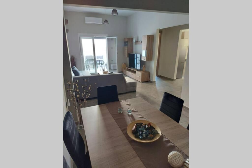 埃尔莫波利斯Felou'S House 1公寓 外观 照片